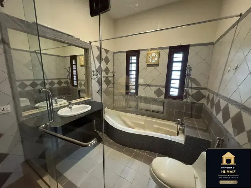 500 Sq. Yd. 4-Bedroom Luxury Villa (Basement, 5 Bath, Residence 2) in DHA Phase 8 For Rent in DHA Phase 8 Karachi — Photograph 13