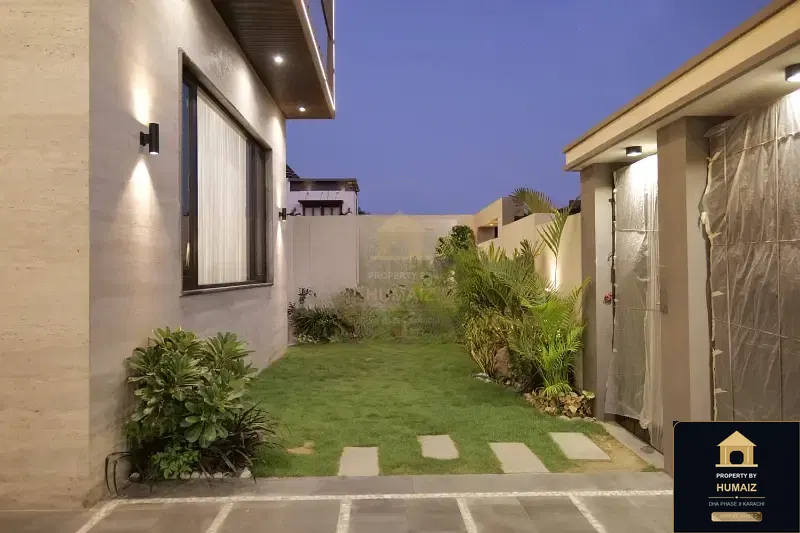 500 Sq. Yd. 5-Bedroom Luxury Villa on Khayaban-e-Shaheen For Sale in DHA Phase 8 Karachi — Photograph 32