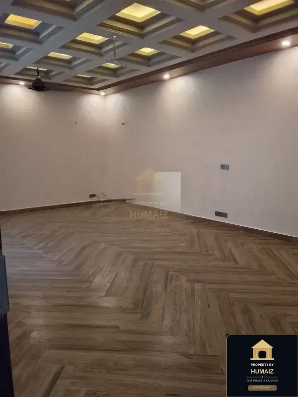 1,000 Sq. Yd. 9-Bedroom Luxury Villa (Private Pool, 6 Bath, Residence 2) in DHA Phase 8 For Rent in DHA Phase 8 Karachi — Photograph 10