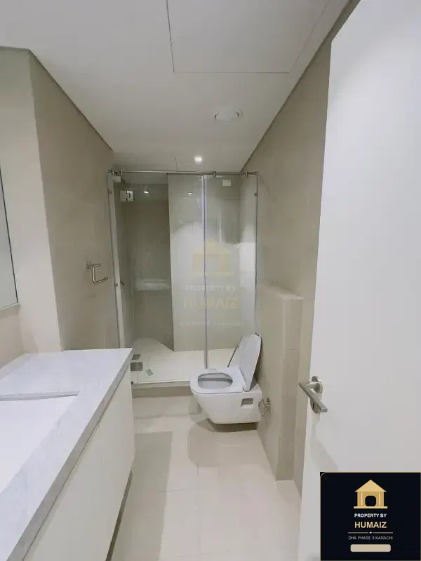 2-Bedroom Luxury Apartment (Sea Facing, 3 Bath, Suite 77) at The Views For Sale in DHA Phase 8 Karachi — Photograph 14