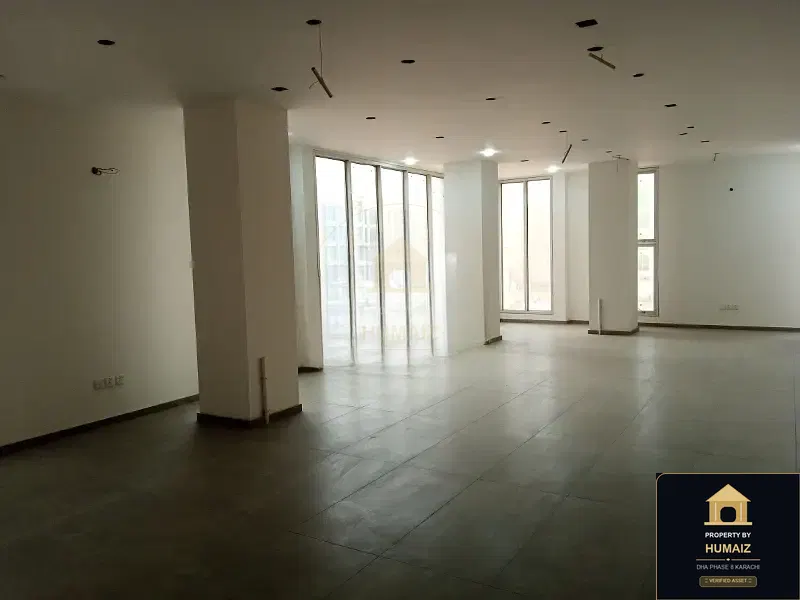 200 Sq. Yd. Commercial Building (Corner, 5 Bath, Unit 1) in DHA Phase 8 For Rent in DHA Phase 8 Karachi — Photograph 15