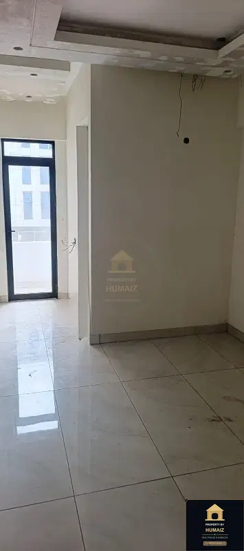 2-Bedroom Luxury Apartment (Brand New, 2 Bath, Suite 5) on Al-Murtaza Commercial For Sale in DHA Phase 8 Karachi — Photograph 8