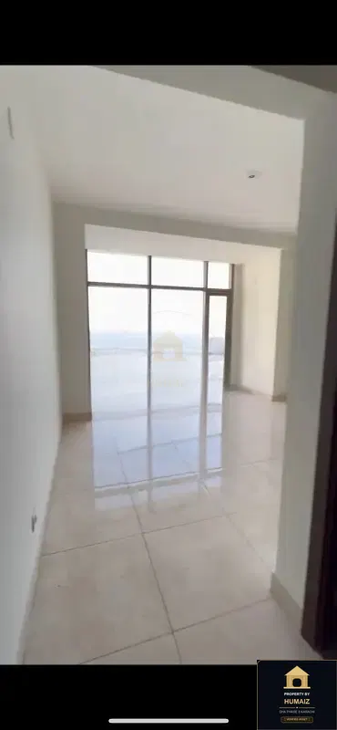 4-Bed Luxury Penthouse (Sea Facing, 5 Bath, Suite 1) at Pearl Towers For Rent in DHA Phase 8 Karachi — Photograph 19