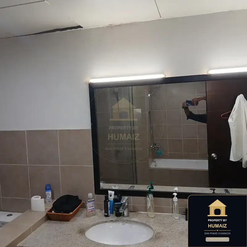 3-Bedroom Luxury Apartment (Private Pool, 5 Bath, Suite 24) at Pearl Towers For Sale in DHA Phase 8 Karachi — Photograph 9