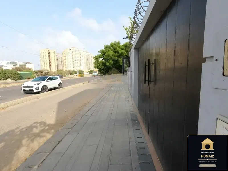 500 Sq. Yd. Architectural Villa (Residence 1) in DHA Phase 8 For Sale in DHA Phase 8 Karachi — Photograph 4