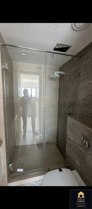 1-Bedroom Luxury Apartment (Private Pool, 2 Bath, Suite 20) at Panorama For Sale in DHA Phase 8 Karachi — Photograph 4