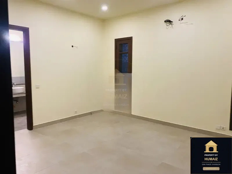 666 Sq. Yd. 6-Bedroom Luxury Villa (Basement, 7 Bath, Residence 1) in DHA Phase 8 For Rent in DHA Phase 8 Karachi — Photograph 16