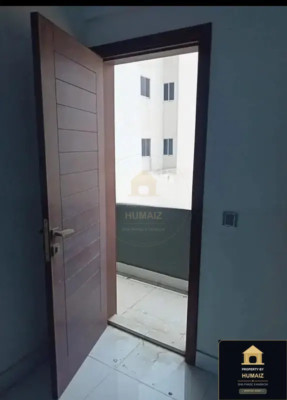 168 Sq. Yd. Corporate Office Space on Al-Murtaza Commercial For Rent in DHA Phase 8 Karachi — Photograph 5