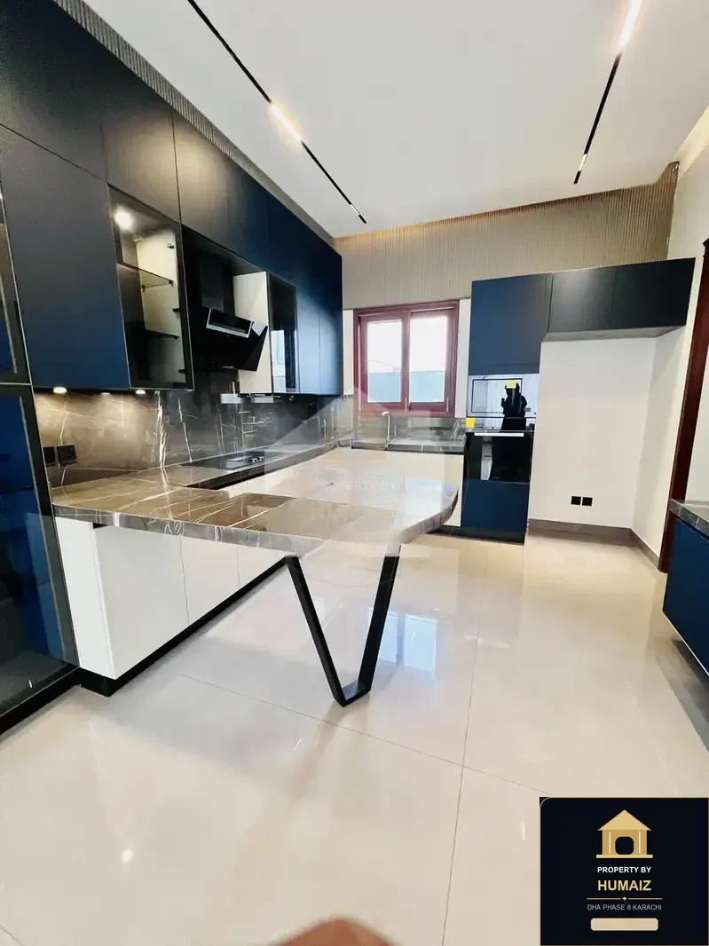 500 Sq. Yd. 5-Bedroom Luxury Villa (West Open, 6 Bath, Residence 13) in DHA Phase 8 For Sale in DHA Phase 8 Karachi — Photograph 14