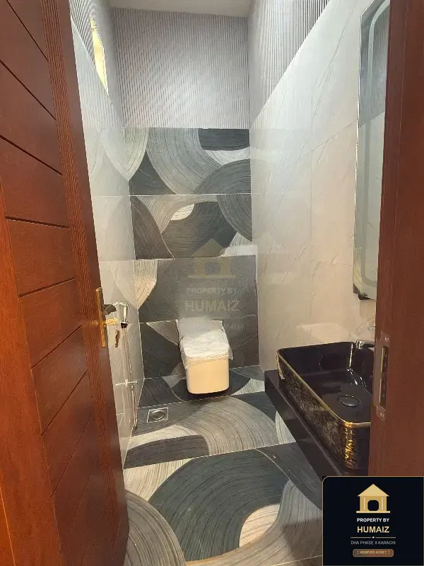 100 Sq. Yd. 4-Bedroom Luxury Villa (West Open, 5 Bath, Residence 9) in DHA Phase 8 For Sale in DHA Phase 8 Karachi — Photograph 4