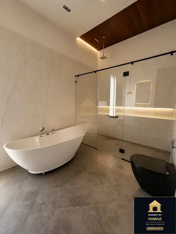 1,000 Sq. Yd. 6-Bedroom Luxury Villa (Private Pool, 6 Bath, Residence 1) on Khayaban-e-Ghalib For Sale in DHA Phase 8 Karachi — Photograph 14