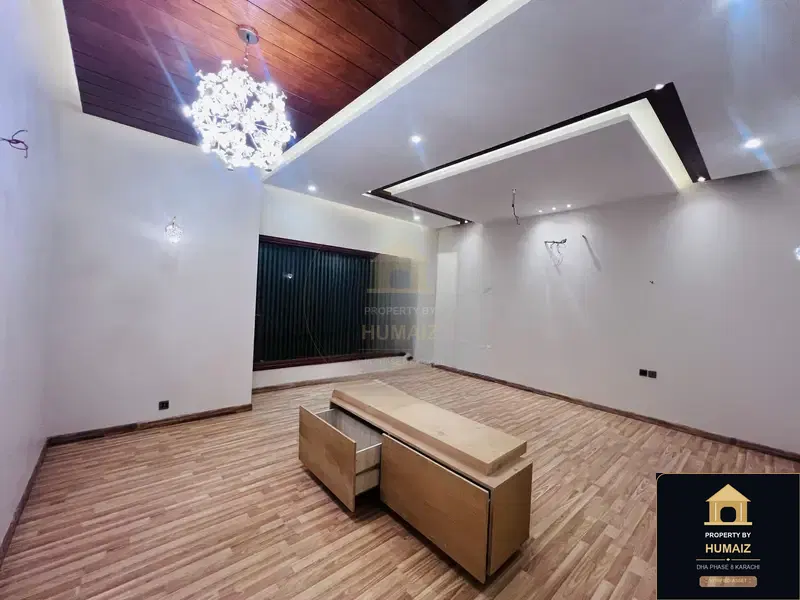 500 Sq. Yd. 6-Bedroom Luxury Villa (West Open, 6 Bath, Residence 67) in DHA Phase 8 For Sale in DHA Phase 8 Karachi — Photograph 5