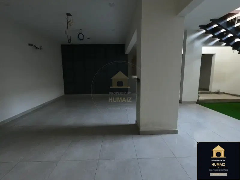 300 Sq. Yd. 5-Bedroom Luxury Villa (Basement, 6 Bath, Residence 1) in Khayaban-e-Sahil For Sale in DHA Phase 8 Karachi — Photograph 12