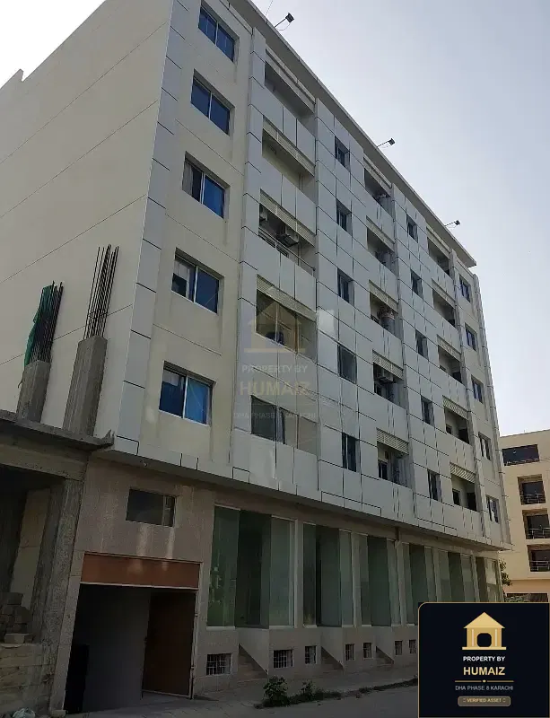 3-Bedroom Luxury Apartment (Basement, 3 Bath, Suite 19) on Al-Murtaza Commercial For Sale in DHA Phase 8 Karachi — Photograph 2