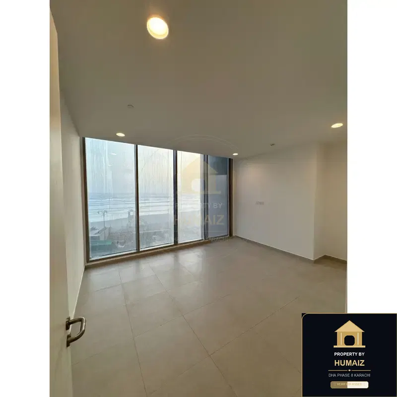 3-Bedroom Luxury Apartment (4 Bath, Suite 1) at Park Edge For Sale in DHA Phase 8 Karachi — Photograph 7