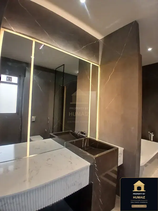 666 Sq. Yd. 5-Bedroom Luxury Villa (Basement, 6 Bath, Residence 1) in Zone A For Sale in DHA Phase 8 Karachi — Photograph 9