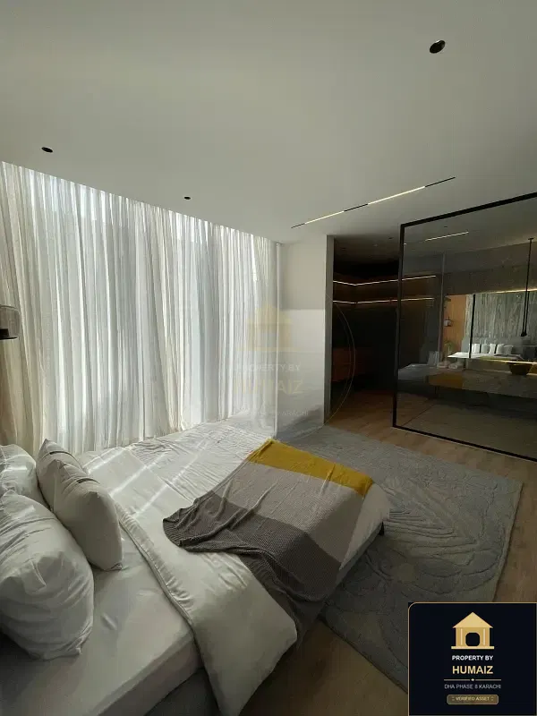 666 Sq. Yd. 5-Bedroom Luxury Villa (Basement, 5 Bath, Residence 9) in DHA Phase 8 For Sale in DHA Phase 8 Karachi — Photograph 14