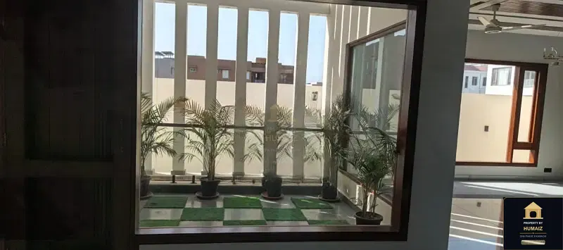 500 Sq. Yd. 8-Bedroom Luxury Villa (Basement, 7 Bath, Residence 2) in DHA Phase 8 For Sale in DHA Phase 8 Karachi — Photograph 7