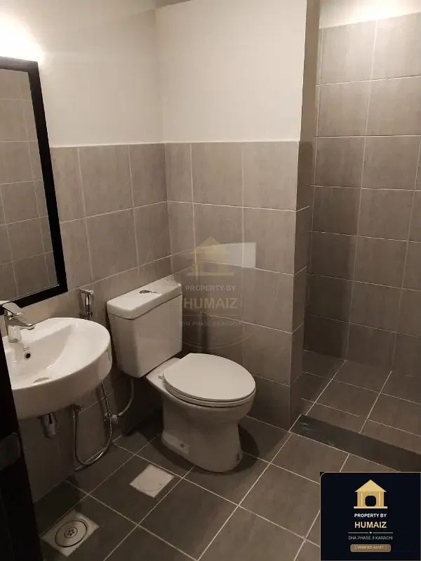 2-Bedroom Luxury Apartment (3 Bath, Suite 1) at Emaar Oceanfront For Rent in DHA Phase 8 Karachi — Photograph 21