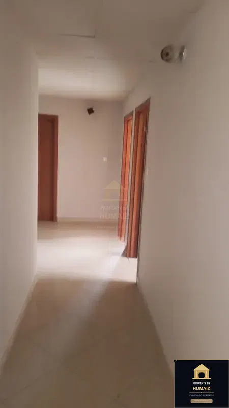 3-Bedroom Luxury Apartment (3 Bath, Suite 10) at Creek Vistas For Sale in DHA Phase 8 Karachi — Photograph 7