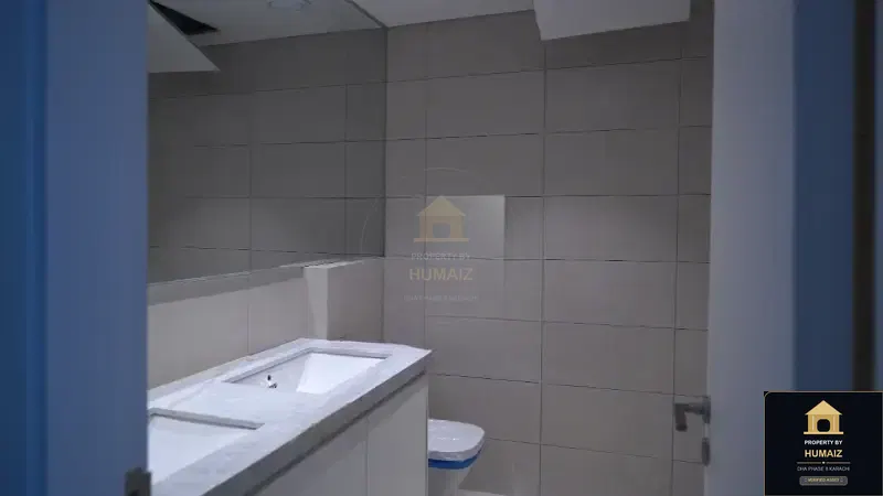 3-Bedroom Luxury Apartment (Brand New, 5 Bath, Suite 20) at The Views For Rent in DHA Phase 8 Karachi — Photograph 4