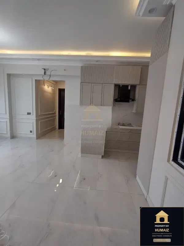 3-Bedroom Luxury Apartment (3 Bath, Suite 19) on Al-Murtaza Commercial For Rent in DHA Phase 8 Karachi — Photograph 10