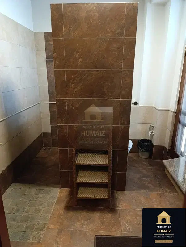 500 Sq. Yd. 6-Bedroom Luxury Villa (Basement, 6 Bath, Residence 5) in Zone A For Sale in DHA Phase 8 Karachi — Photograph 15