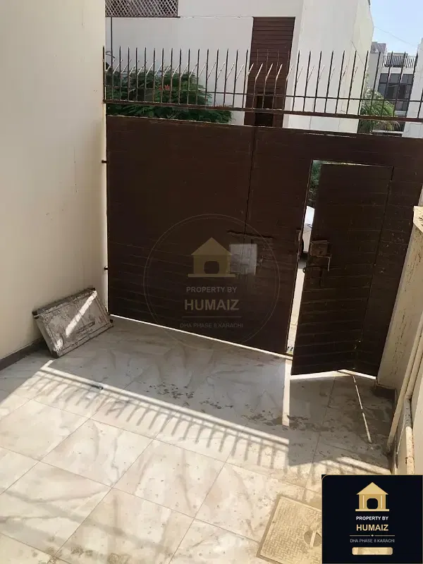 120 Sq. Yd. 4-Bedroom Luxury Villa (Basement, 4 Bath, Residence 1) in DHA Phase 8 For Rent in DHA Phase 8 Karachi — Photograph 12
