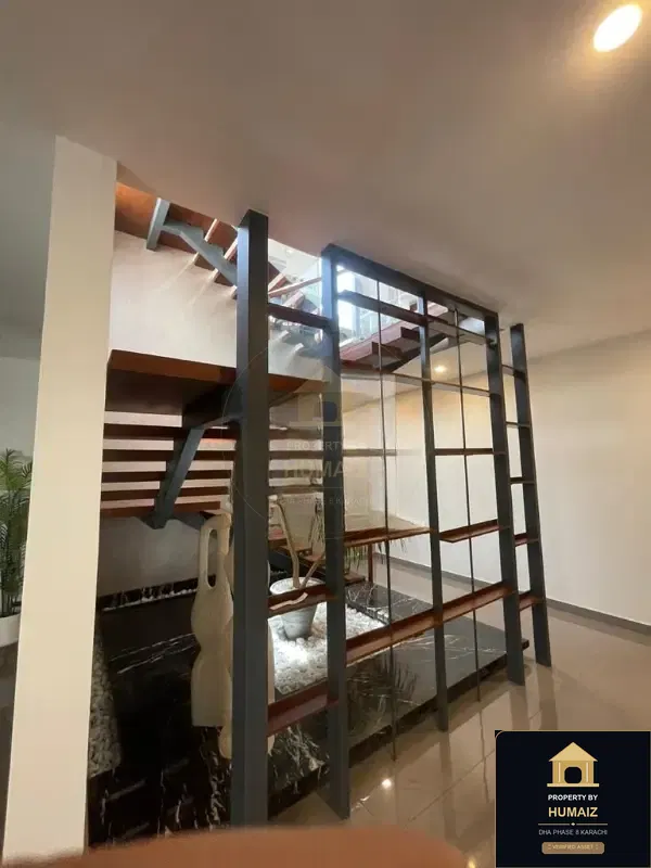 500 Sq. Yd. 5-Bedroom Luxury Villa (Basement, 6 Bath, Residence 16) in DHA Phase 8 For Sale in DHA Phase 8 Karachi — Photograph 11