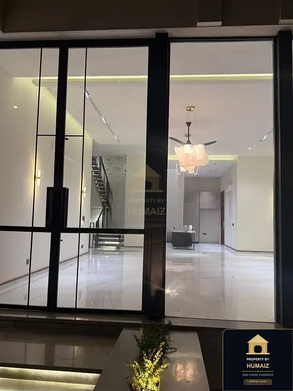 1,000 Sq. Yd. 7-Bedroom Luxury Villa in Khayaban-e-Ghalib For Sale in DHA Phase 8 Karachi — Photograph 3