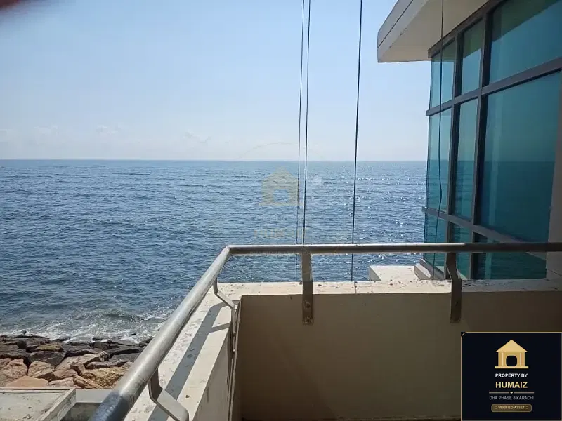 3-Bedroom Luxury Apartment (Sea Facing, 4 Bath, Suite 4) at Pearl Towers For Rent in DHA Phase 8 Karachi — Photograph 6