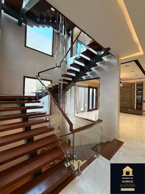 500 Sq. Yd. 7-Bedroom Luxury Villa in Zone A For Sale in DHA Phase 8 Karachi — Photograph 13