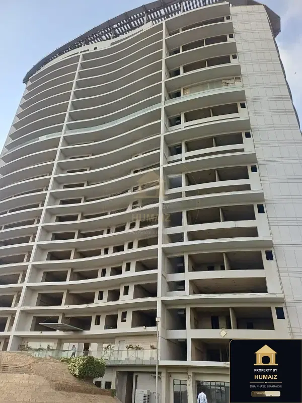 3-Bed Luxury Penthouse at Creek Vistas For Sale in DHA Phase 8 Karachi — Photograph 3