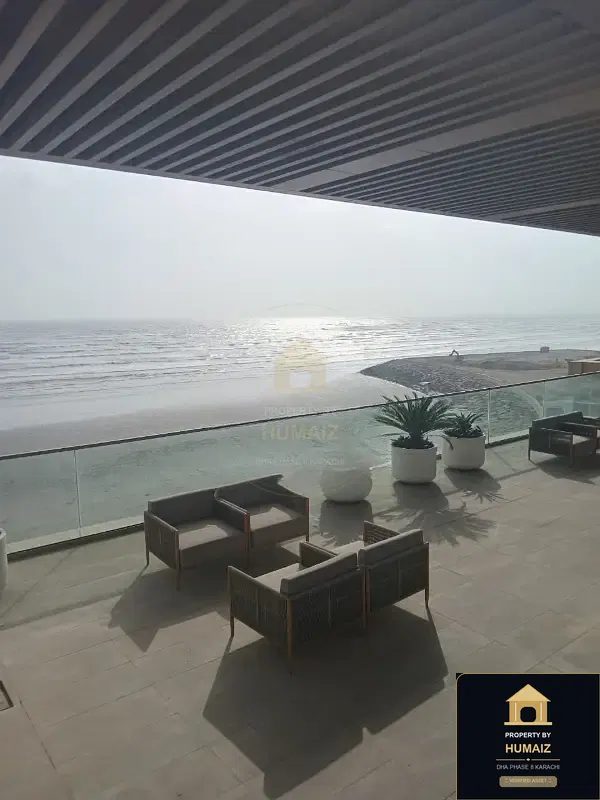 2-Bedroom Luxury Apartment (Sea Facing, 3 Bath, Suite 39) at The Views For Rent in DHA Phase 8 Karachi — Photograph 3