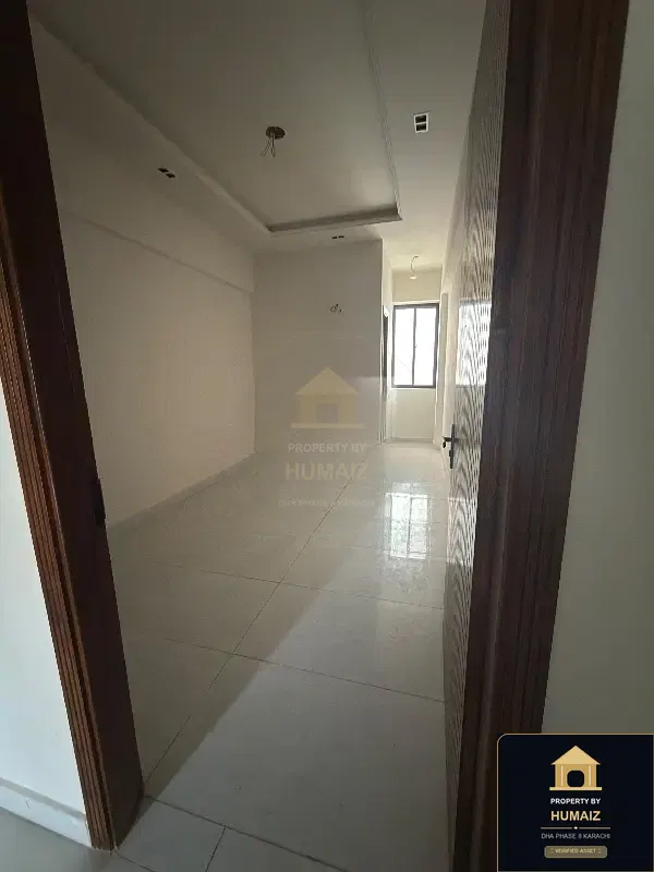 125 Sq. Yd. Architectural Villa on Al-Murtaza Commercial For Rent in DHA Phase 8 Karachi — Photograph 5