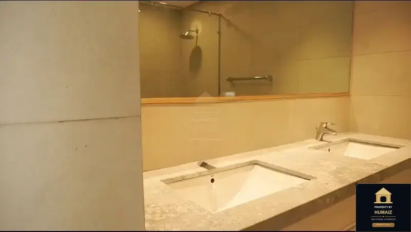 4-Bedroom Luxury Apartment (Sea Facing, 4 Bath, Suite 4) at The Views For Sale in DHA Phase 8 Karachi — Photograph 11