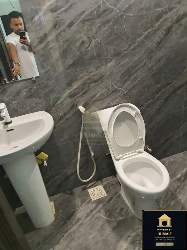 3-Bedroom Luxury Apartment (Brand New, 3 Bath, Suite 7) in DHA Phase 8 For Rent in DHA Phase 8 Karachi — Photograph 4