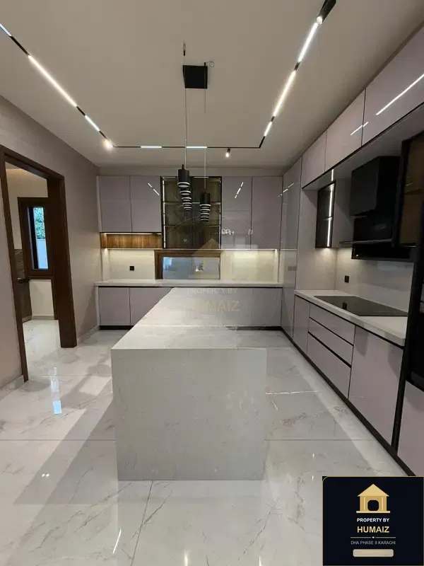 500 Sq. Yd. 5-Bedroom Luxury Villa (West Open, 5 Bath, Residence 11) in Zone A For Sale in DHA Phase 8 Karachi — Photograph 9