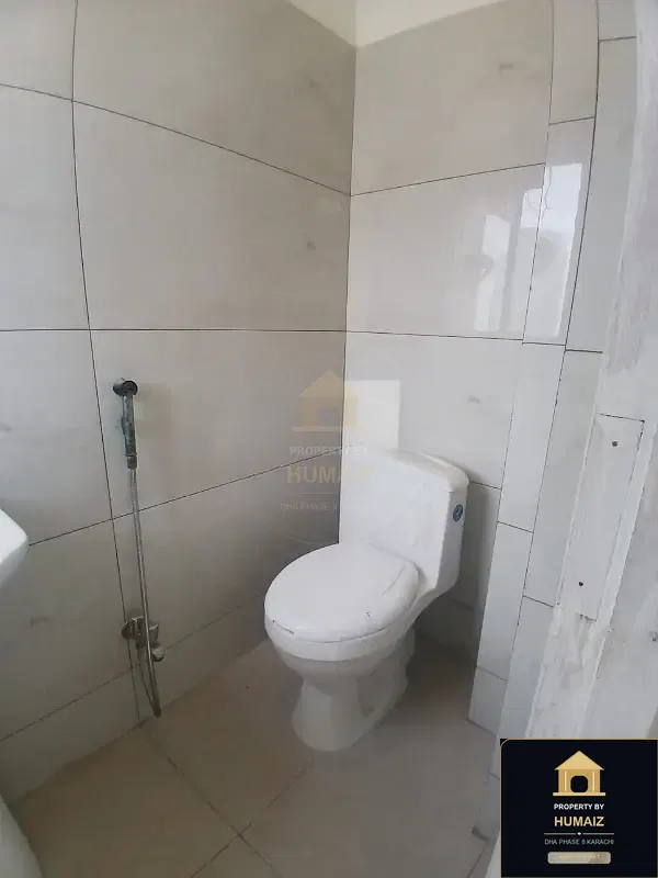 3-Bedroom Luxury Apartment (Brand New, 3 Bath, Suite 1) on Zulfiqar Commercial For Sale in DHA Phase 8 Karachi — Photograph 13