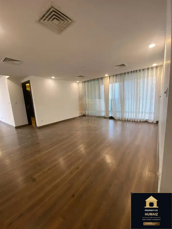 3-Bedroom Luxury Apartment (Sea Facing, 3 Bath, Suite 3) at Pearl Towers For Sale in DHA Phase 8 Karachi — Photograph 6
