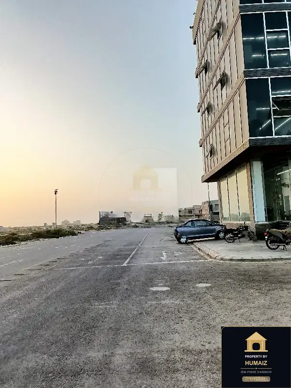 100 Sq. Yd. Commercial Plot (Corner, Parcel 1) in Phase 8 Extension For Sale in DHA Phase 8 Karachi — Photograph 4