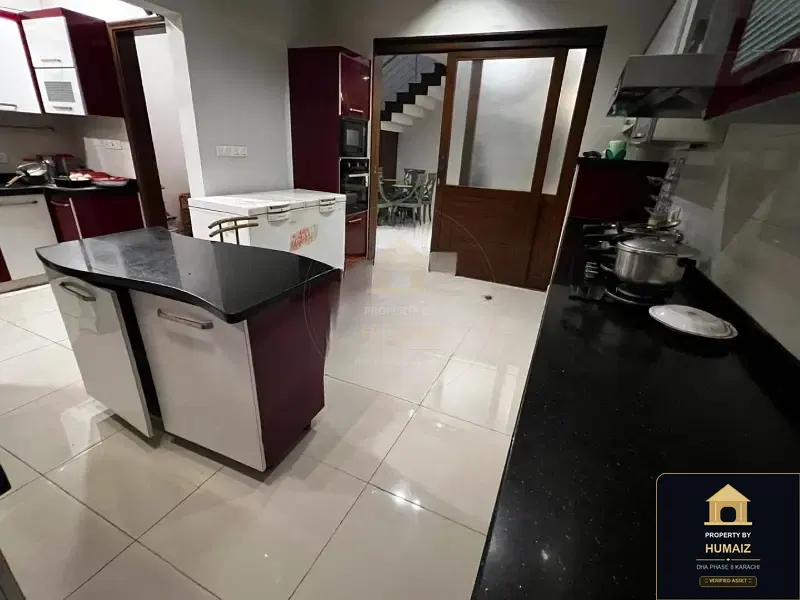 500 Sq. Yd. 6-Bedroom Luxury Villa on Khayaban-e-Tariq For Sale in DHA Phase 8 Karachi — Photograph 29
