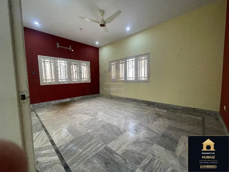 4-Bedroom Upper/Lower Portion (4 Bath, Unit 11) in DHA Phase 8 For Rent in DHA Phase 8 Karachi — Photograph 6