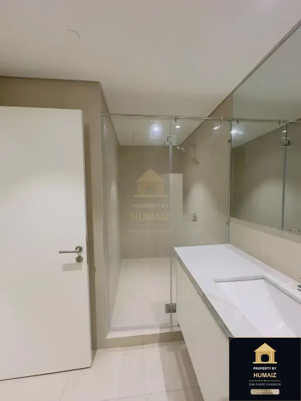 2-Bedroom Luxury Apartment (Sea Facing, 3 Bath, Suite 77) at The Views For Sale in DHA Phase 8 Karachi — Photograph 12