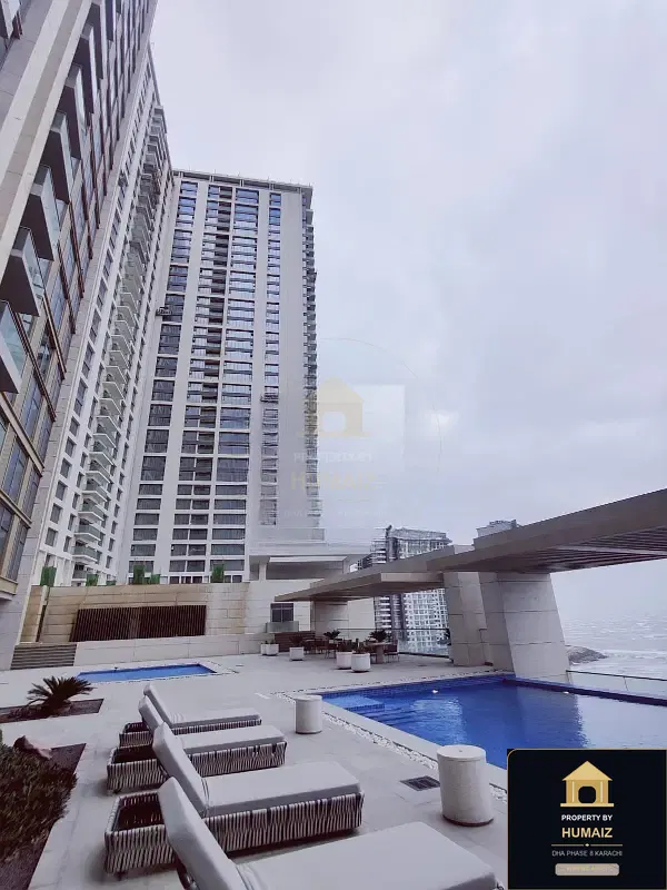 3-Bedroom Luxury Apartment (Sea Facing, 5 Bath, Suite 19) at The Views For Sale in DHA Phase 8 Karachi — Photograph 2