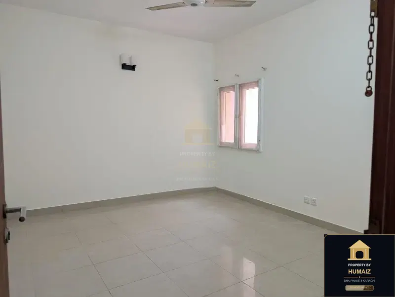 4-Bedroom Luxury Apartment (Sea Facing, 5 Bath, Suite 20) at Creek Vistas For Rent in DHA Phase 8 Karachi — Photograph 10