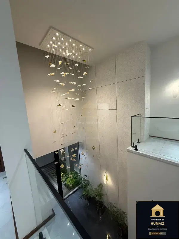 1,000 Sq. Yd. 7-Bedroom Luxury Villa in Khayaban-e-Ghalib For Sale in DHA Phase 8 Karachi — Photograph 8