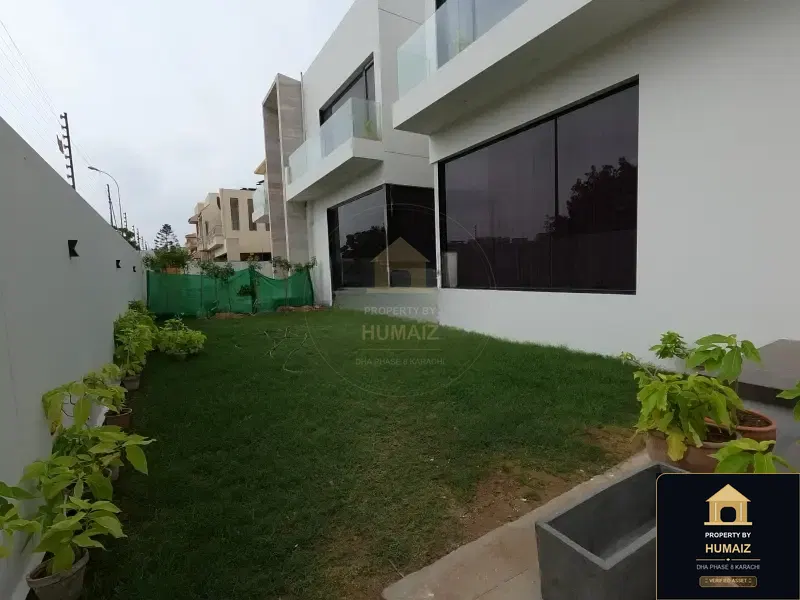 1,000 Sq. Yd. 11-Bedroom Luxury Villa in Zone A For Sale in DHA Phase 8 Karachi — Photograph 21