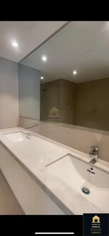 2-Bedroom Luxury Apartment (Sea Facing, 3 Bath, Suite 35) at The Views For Rent in DHA Phase 8 Karachi — Photograph 5