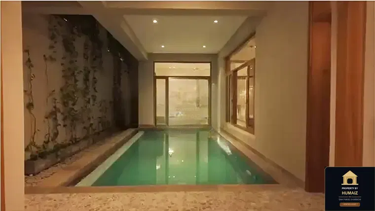 12,500 Sq. Yd. 6-Bedroom Luxury Villa in DHA Phase 8 For Sale in DHA Phase 8 Karachi — Photograph 22
